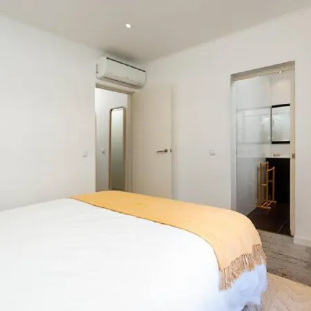 Superb Flat 200 From Beach, 10 Min To Downtown