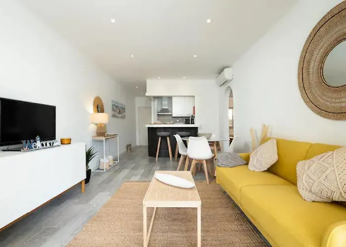 Superb Flat 200 From Beach, 10 Min To Downtown *